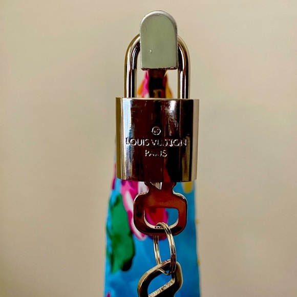 Louis Vuitton Accessories - Louis Vuitton Rare Silver Lock & Two Keys #315 – Collectible LV Access